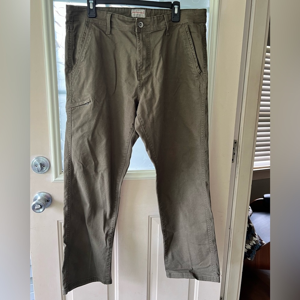 Weatherproof Vintage relaxed fit 34x30 army green straight leg rugged work pants